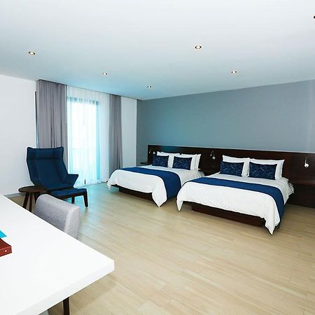 Hotel Marea Vista 恩塞纳达港 外观 照片