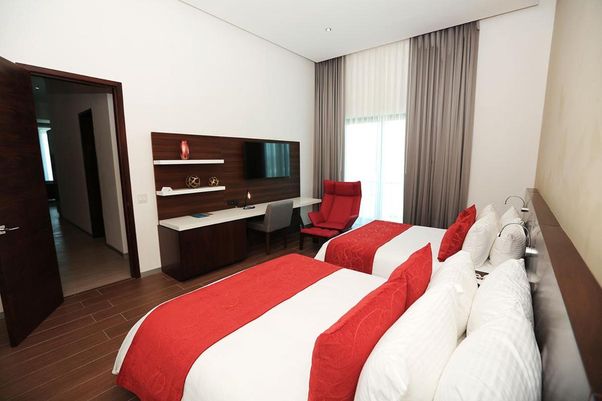 Hotel Marea Vista 恩塞纳达港 外观 照片