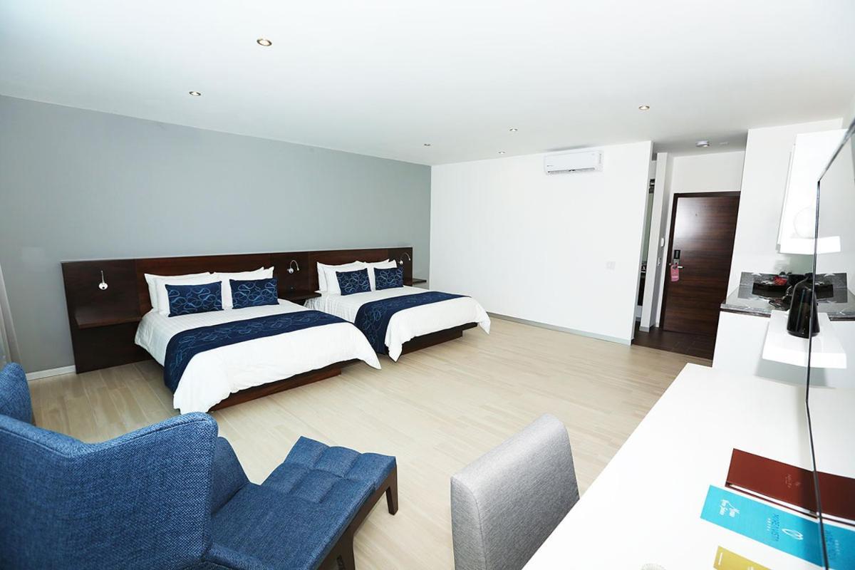 Hotel Marea Vista 恩塞纳达港 外观 照片