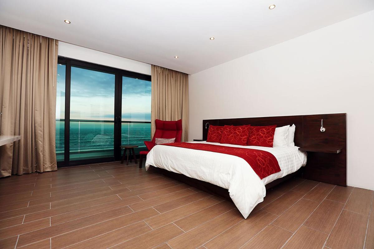 Hotel Marea Vista 恩塞纳达港 外观 照片