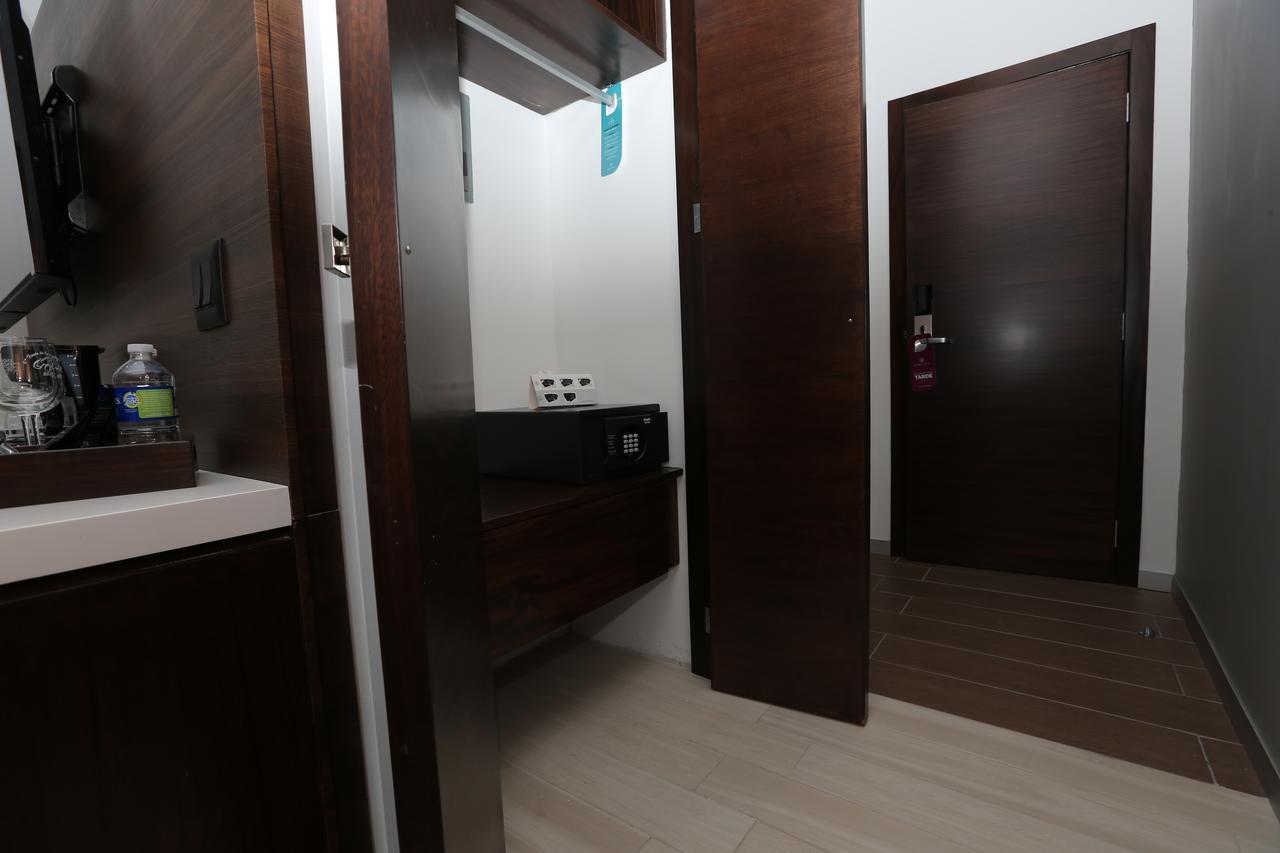 Hotel Marea Vista 恩塞纳达港 外观 照片