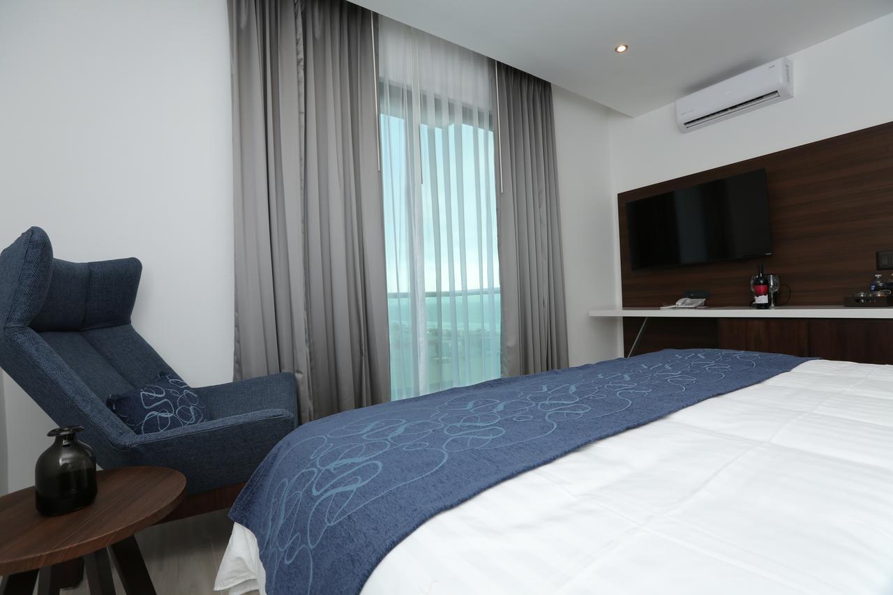 Hotel Marea Vista 恩塞纳达港 外观 照片