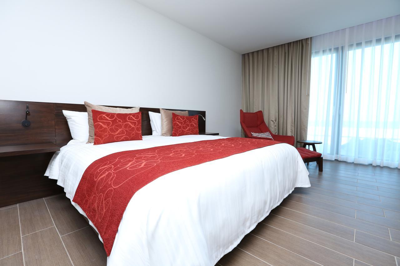 Hotel Marea Vista 恩塞纳达港 外观 照片